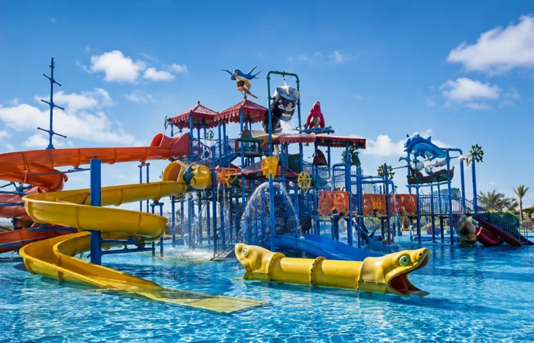 Fakhr Al Behar Aqua Park – North Coast